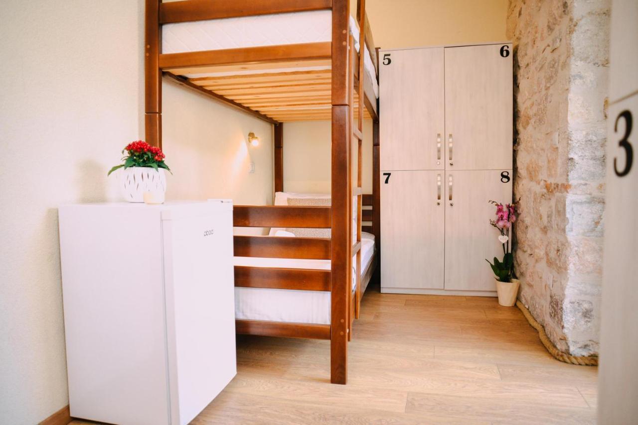 Step To Kotor Bay Guesthouse Exterior foto